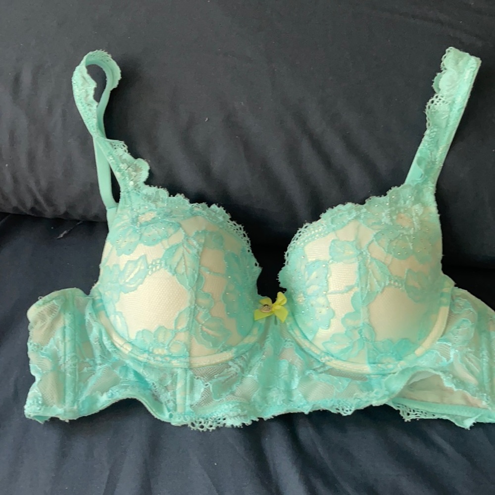 Victoria’s Secret Bra